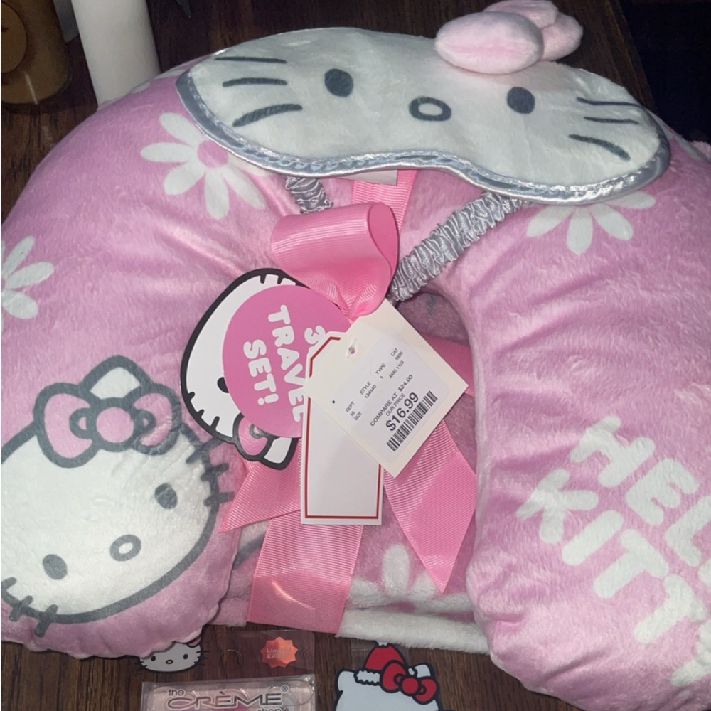 Hello kitty 3 pc travel set